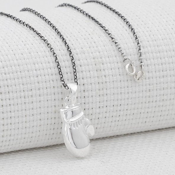 Boks Eldiveni Tasarımlı 925 Ayar Gümüş Kadın Kolye - Resim 3