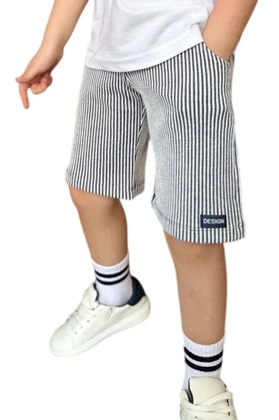 Erkek Çocuk Kapak Cepli Düğme Detaylı Beyaz T-Shirt Çizgili İp Detaylı Şortlu Takım - Resim 6