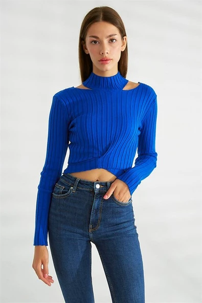 Omuz Dekolteli Dik Yaka Saks Triko 0078-2K3 ürün görseli