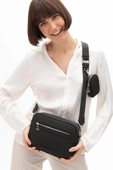 1603-2Y5 BENETTON ÇANTASİYAH - Resim 2