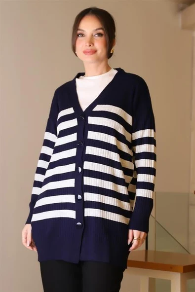 UZUN KOLLU DÜĞMELİ LACİ KADIN HIRKA 6132-2K5