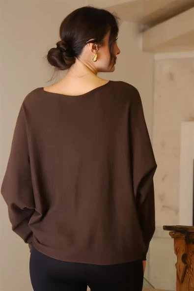 V YAKA BASKILI KAHVE KADIN KAZAK 601-2K5 - 4