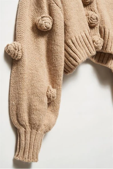 V YAKA EL İŞİ GÜL NAKIŞLI BEJ KADIN HIRKA 60216-2K5 - Resim 2