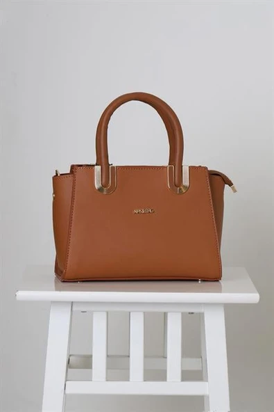 KULPLARI METAL TABA KADIN EL ÇANTASI  1407-2K5 ürün görseli