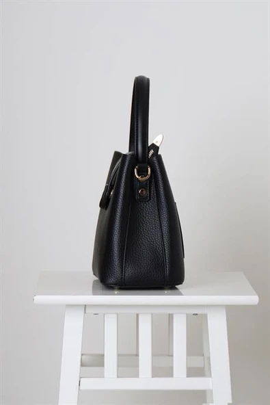 SİYAH CİLT KISA SAPLI KADIN ÇANTA  26949-2K5 - Resim 2