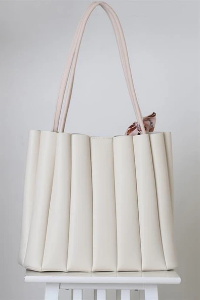 BEYAZ FLAR DETAYLI KREM KADIN ÇANTA  0210-2Y4 ürün görseli