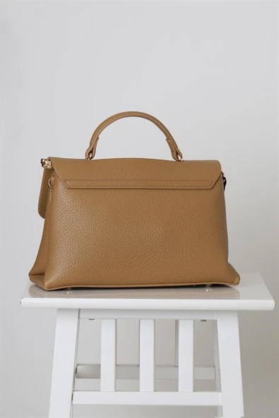 KISA SAPLI DERİ CAMEL KADIN KOL ÇANTASI 2345-2Y5 - Resim 3