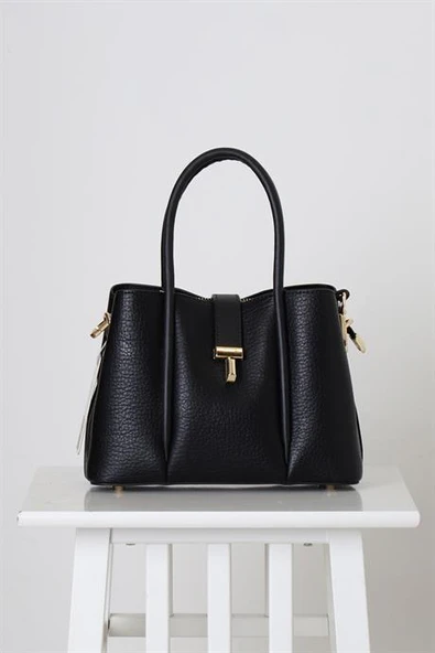 SİYAH CİLT KADIN EL ÇANTASI 26951-2K5