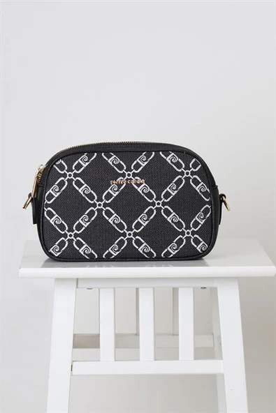 ZİNCİR BASKILI SİYAH KADIN ÇANTA 824-2K5 ürün görseli