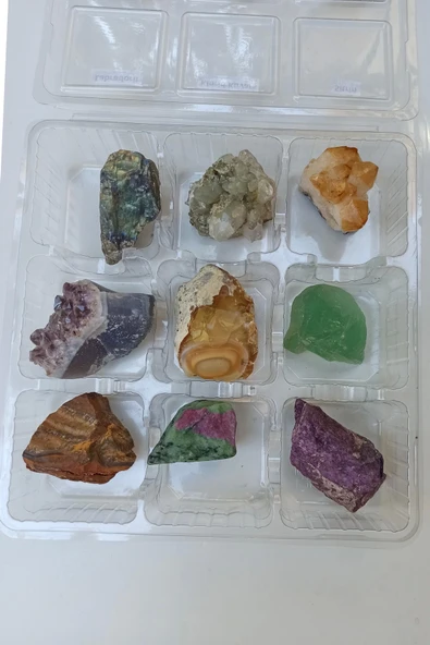 Doğal Taş Koleksiyonu, 9 Parça Bölmeli Kutuda DTK-9