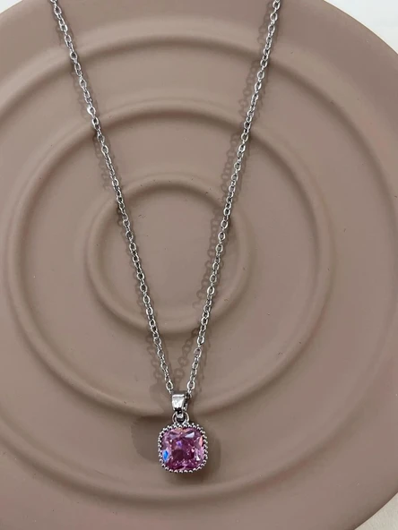 Gümüş Renk Zarif Kare Mor Zirkon Taşlı Parlak Vintage Şıklık 316L Çelik Kolye ürün görseli 1