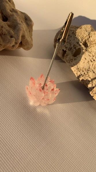 Şeffaf Epoksi Pembe Renkli Glitterli Dikenli Sukulent Kağıt Tutacağı Notluk El Yapımı Hediyelik - 7