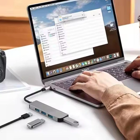 USB-C Çoklayıcı 4xUSB-A 3.0 Portlu Yüksek Hızlı Veri Aktarımlı Metal Gövdeli Adaptör - 3