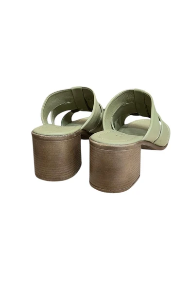 Yeşil Hakiki Deri Bant Detaylı Topuklu Comfort Taban Terlik - 3