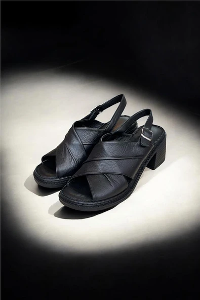 Siyah Hakiki Deri Çapraz Bantlı Puf Taban Hafif Comfort Sandalet - 4