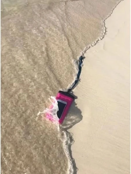 Batmaz Su Geçirmez Telefon Kılıfı - Resim 2