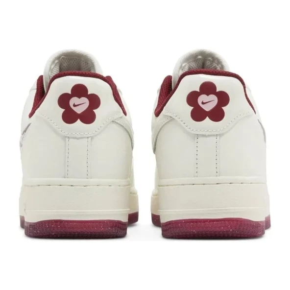 Nike Air Force 1 Low Valentines Day 2024 - 4
