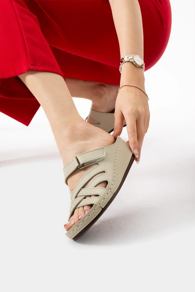 Albishoes Hafif Topuk 4,5 cm Kadın Yazlık Rahat Taban Günlük Terlik Anatomik Taban Kadın Terlik - 2