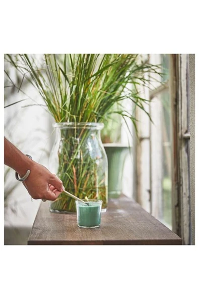 IKEA Bardakta kokulu mum, açık yeşil, 20 saat, çimen - 3