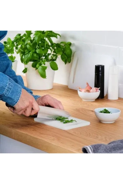 IKEA LEGITIM kesme tahtası, beyaz, 2 parça ve MATDOFT bıçak seti, çok renkli, 3 parça  set - 6