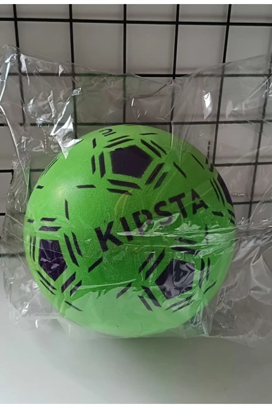 Decathlon Sünger Futsal Topu - 3 Numara - Yeşil