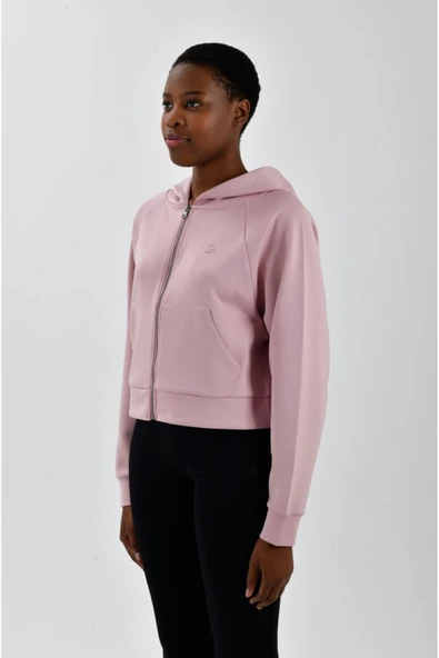 Kadın Sol Göğsü Logo Detaylı Cepli Kapüşonlu Sweatshirt - 2