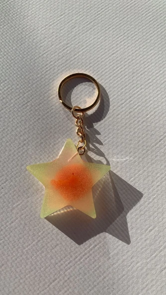 Rengarenk Yıldız Şekilli Gold Aksesuarlı  Anahtarlık Epoksi El Yapımı Hediyelik - 4