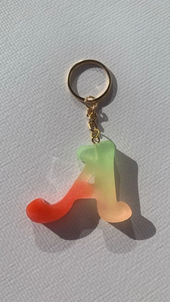 Rengarenk A Harf Şekilli Gold Aksesuarlı Anahtarlık Epoksi El Yapımı Hediyelik - Resim 7