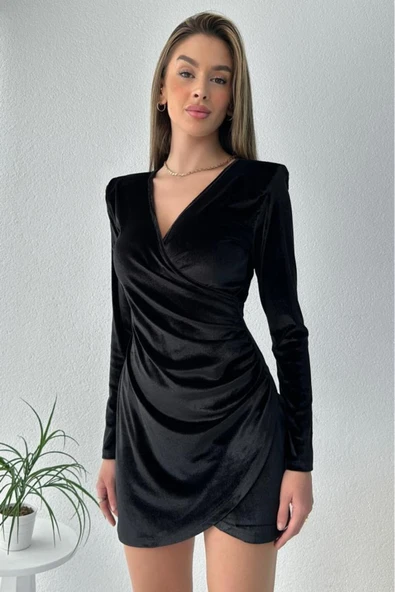 Kadın Omuz Dolgulu Sarım Etekli Siyah Kadife Dar Elbise - 5