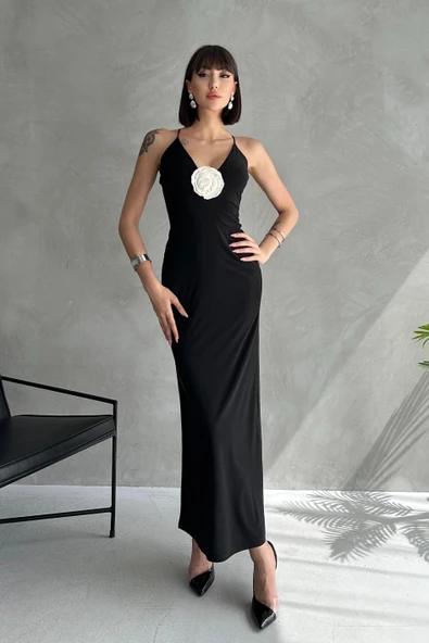 Çiçek Detaylı Siyah Yazlık Uzun Elbise - 3