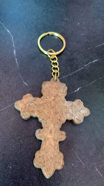 Kahverengi Gold Renkli Haç ve Kılıç Şekil Gold Aksesuarlı Anahtarlık El Yapımı Epoksi Hediyelik MDL4 - Resim 6