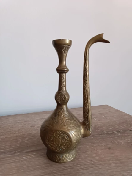 Tarihi Pirinç Vazo TdrTR - 3