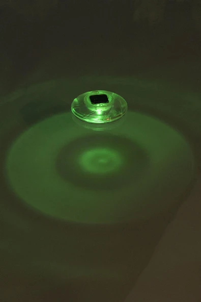 Bestway® SolarFloat™ 58111 LED Havuz Işıklandırması - 2