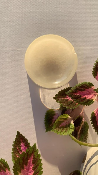 Beyaz Sedefli Ve Fosforlu Neon Yeşili Renk Yuvarlak Şekil Küllük El Yapımı Epoksi Hediyelik - 7