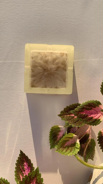 Fosforlu Neon Yeşili Sedefli Ve Gold Süslemeli Kare Şeklinde Küllük El Yapımı Epoksi Hediyelik - 5