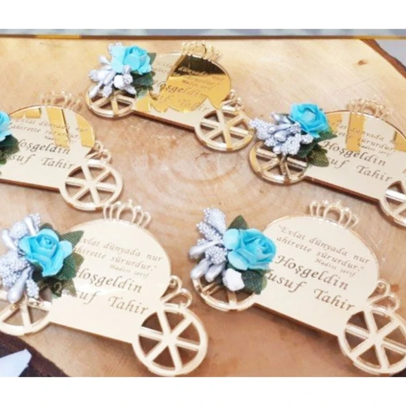 Pleksi Magnet Taçlı Araba Bebek Şekeri(15 Adet) ürün görseli