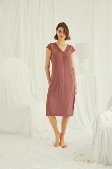 Yakası Kolu ve Omzu Brode Dantelli Önü Düğmeli Gecelik - Resim 5