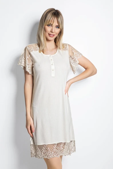 Önü Düğmeli Brode Dantelli Kısa Kollu Gecelik ürün görseli