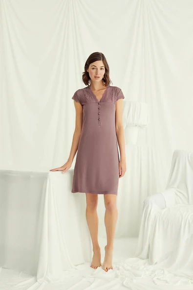 Yakası Kolu ve Omzu Dantelli Önü Düğmeli Gecelik - Resim 4