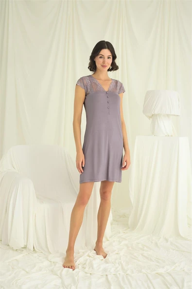 Kolu Omzu ve Yakası Dantelli Önü Düğmeli Gecelik - Resim 2