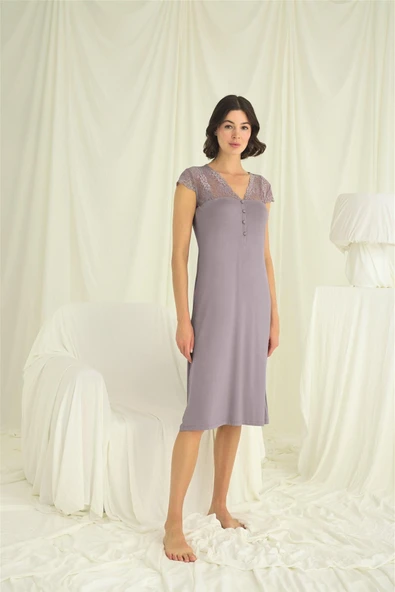 Kolu Omzu ve Yakası Dantelli Önü Düğmeli Gecelik - Resim 4