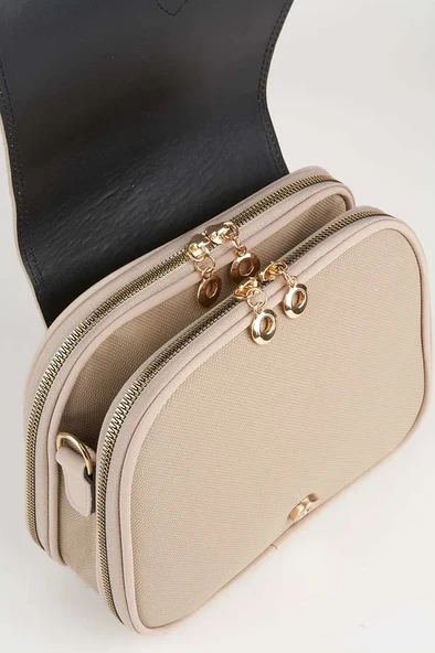 Kadın Bej Çok Cepli Kapaklı Kolon Askılı Fermuar ve Çıt Çıt Kapama El Kol Ve Omuz Çantası - 4