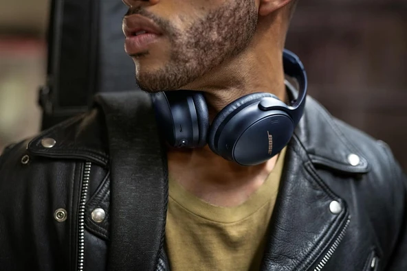 Bose QuietComfort 45 - Kablosuz Kulak-Çevresi Gürültü Giderme Kulaklığı Gece Yarısı Mavisi - 4