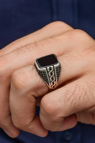 Grek Desenli Siyah Oniks Taşlı 925 Gümüş Erkek Yüzük ürün görseli