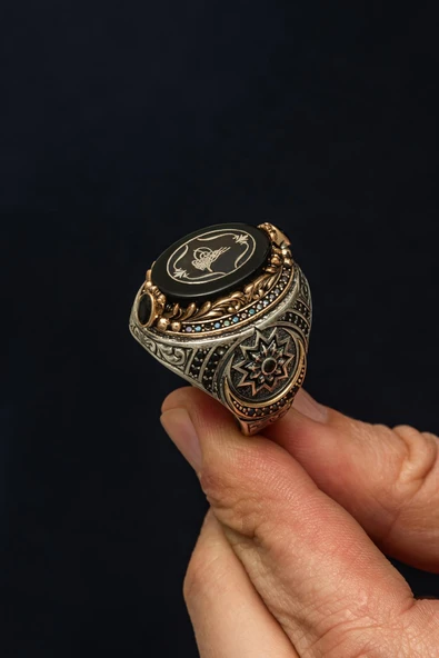 Fetih Koleksiyonumuzdan Tuğra Motifli  925 Erkek Gümüş Yüzük ürün görseli