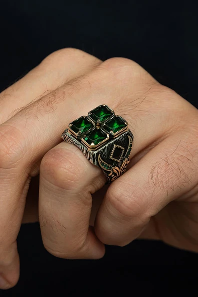 4 Yeşil Taşlı Kılıç Model 925 Erkek Gümüş Yüzük ürün görseli