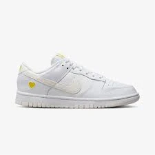 Nike Dunk Low Kadın Beyaz Sneaker ürün görseli 1