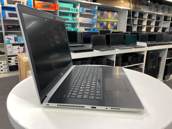 Hp Notebook ProBook 470 G5 İ7 8550U 8Gb Ddr4 Ram 256Gb M2 2Gb 930Mx 17.3" FHd Ips (C Laptop) 2.EL - Resim 2
