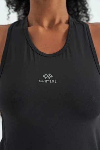 TOMMY LIFE Siyah Yırtmaç Detaylı O Yaka Sıfır Kollu Standart Kalıp Kadın Spor Atlet - 97256 - 4