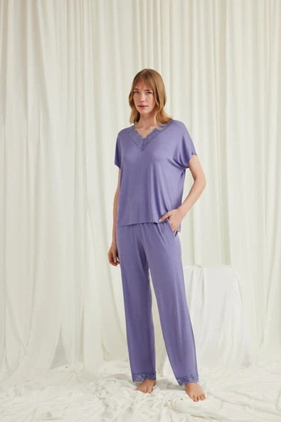 Kısa Kollu V Yakalı Dantelli Pijama Takımı - Resim 2